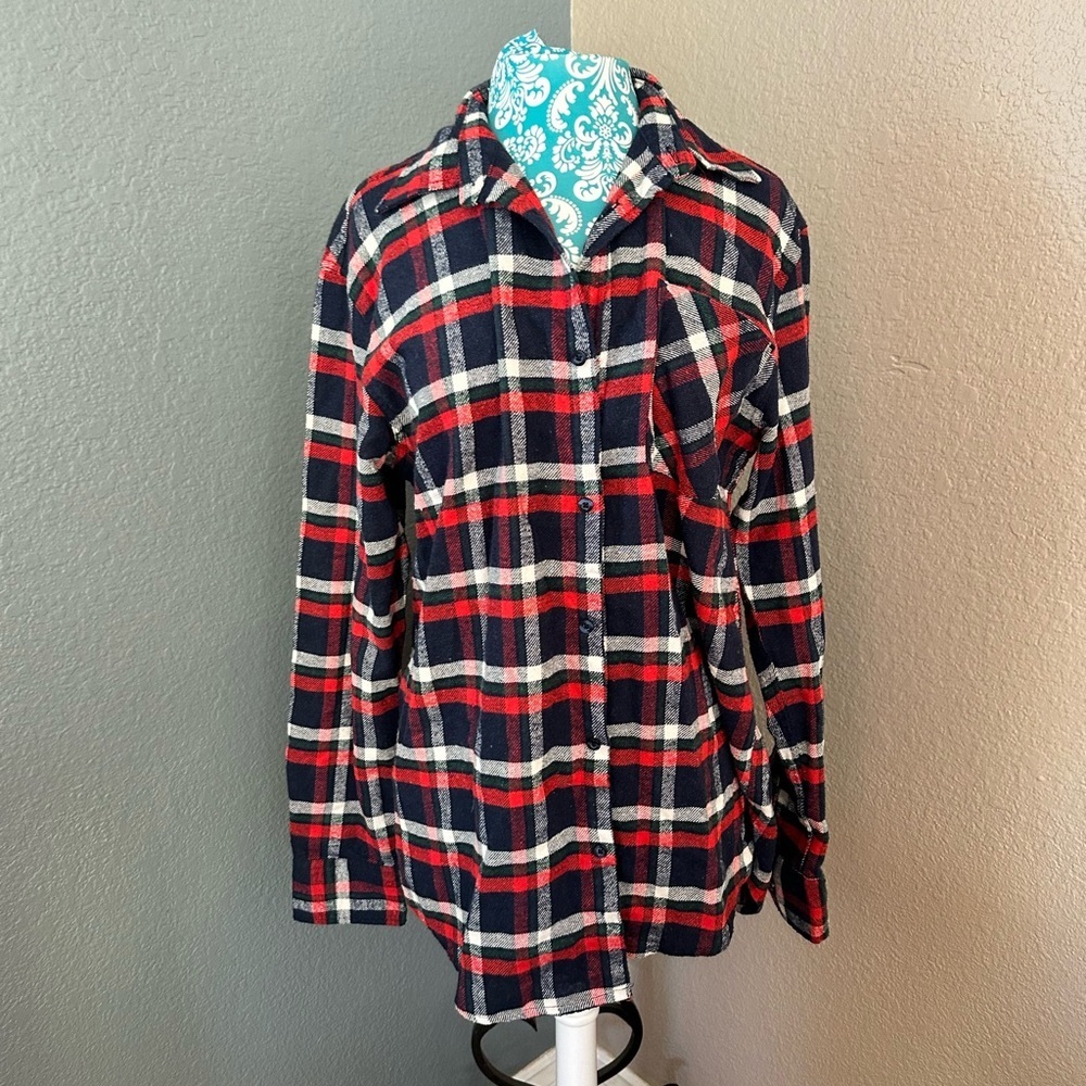 Ativa Sports Inc Men’s Multicolor Plaid Shirt XL. Fall and winter button downs